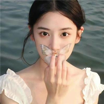 身份流亡